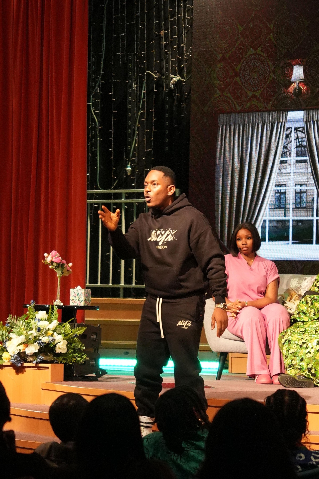 No Wahala Therapy live performance